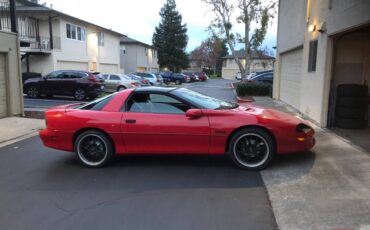 Chevrolet-camaro-z28-1996-red-15