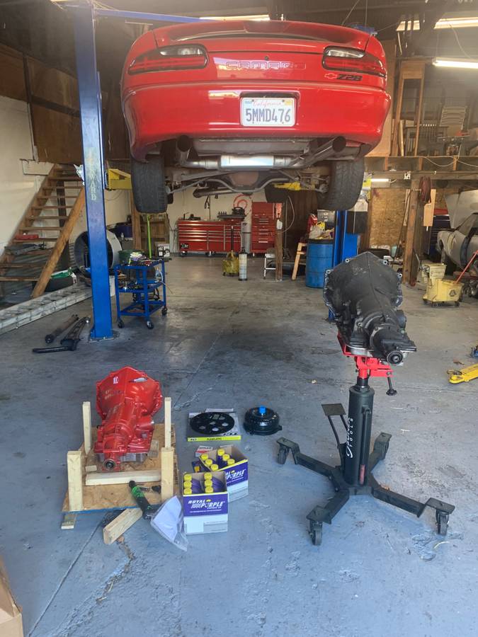 Chevrolet-camaro-z28-1996-red-2