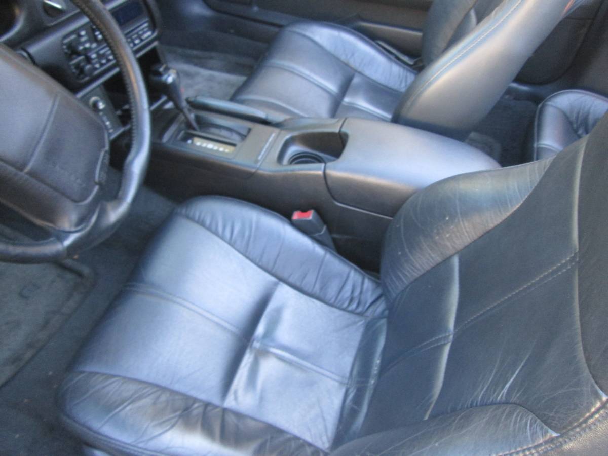 Chevrolet-camaro-z28-convertible-1995-custom-14