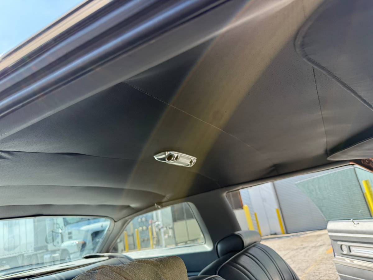 Chevrolet-caprice-1974-blue-4