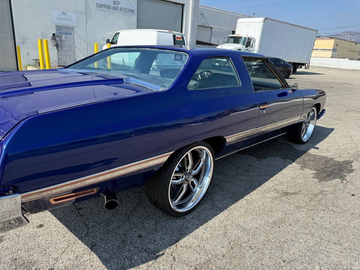 Chevrolet-caprice-1974-blue