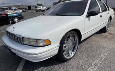 Chevrolet-caprice-1996-white-38