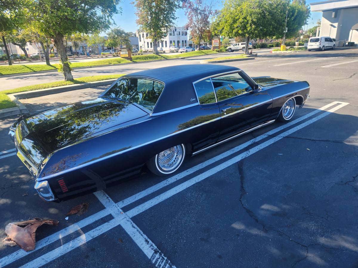 Chevrolet-caprice-classic-1970-purple-3