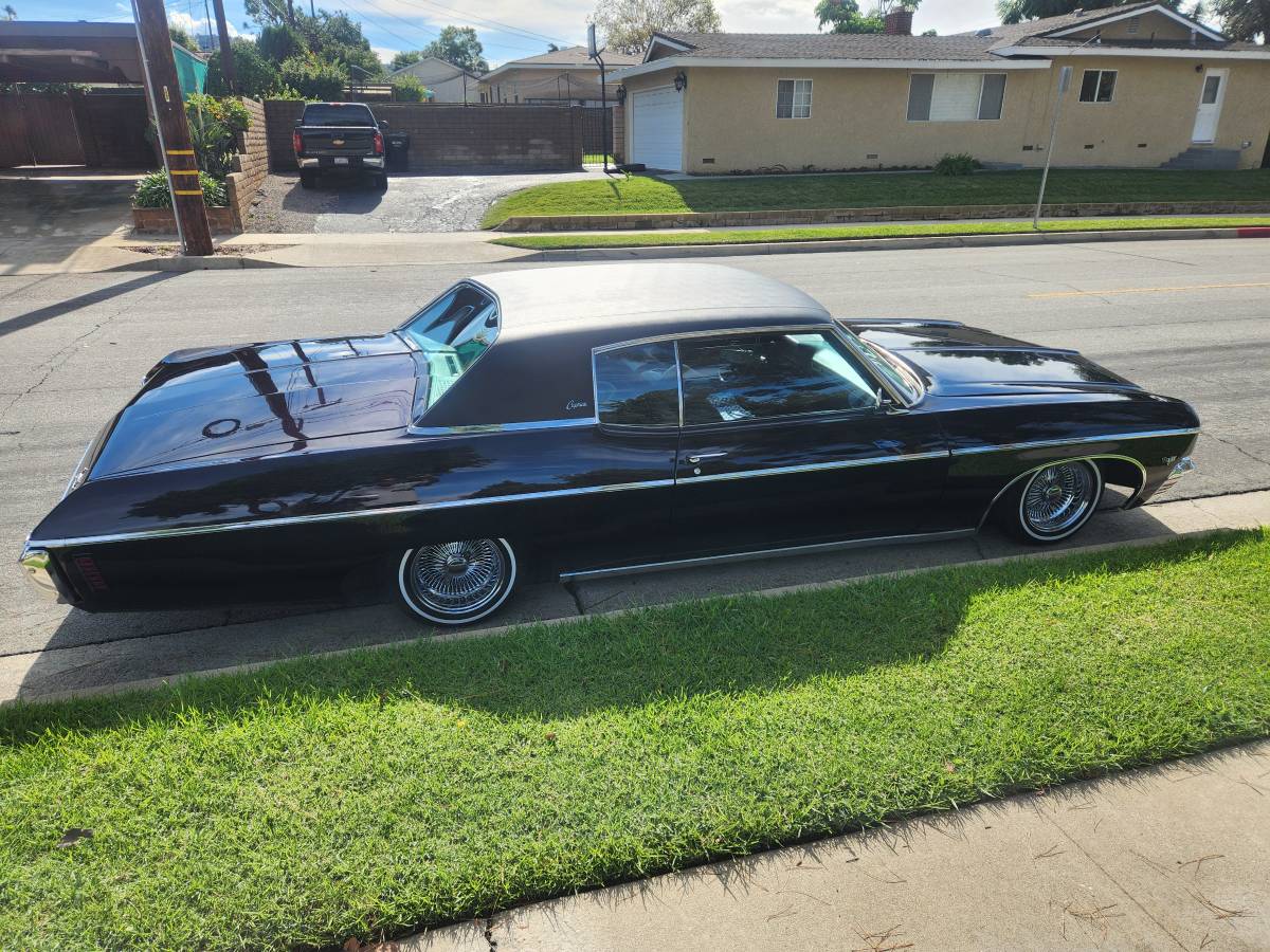 Chevrolet-caprice-classic-1970-purple-4