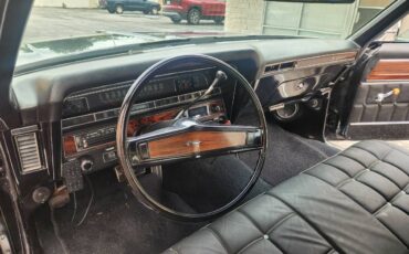 Chevrolet-caprice-classic-1970-purple-6