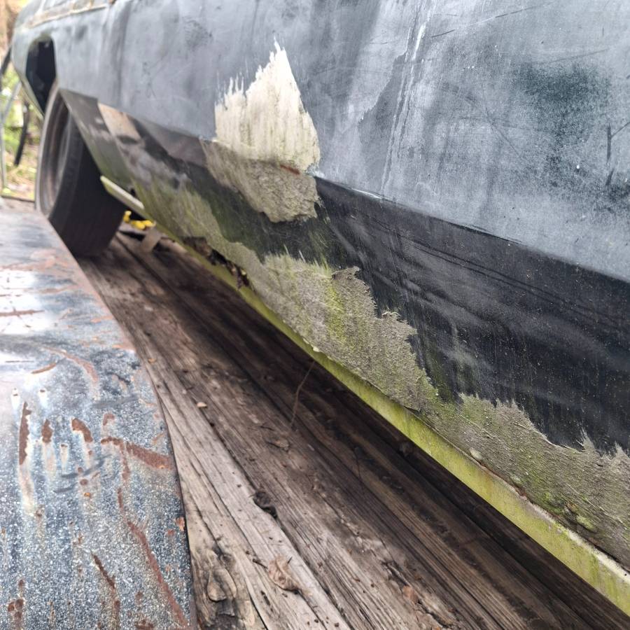 Chevrolet-caprice-classic-1975-green-20