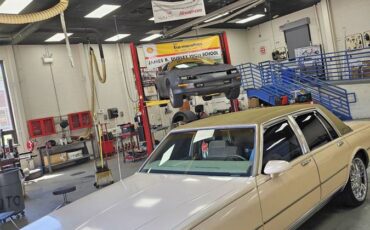 Chevrolet-caprice-classic-1988-custom-5