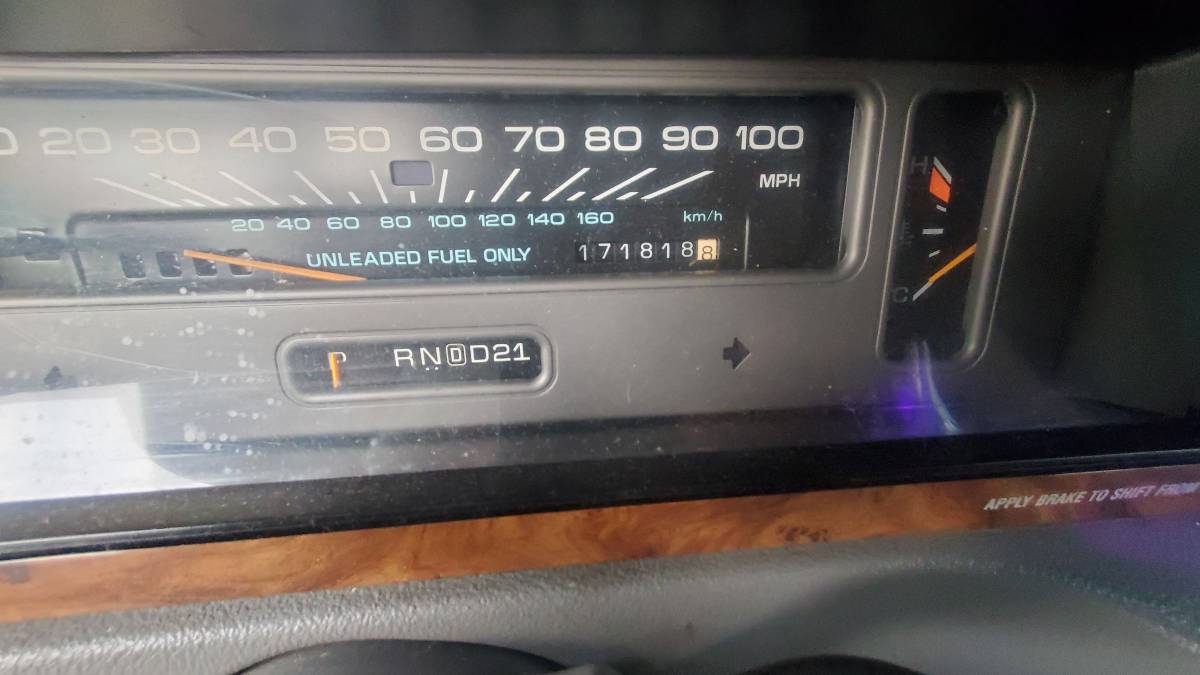 Chevrolet-caprice-classic-1993-blue-3