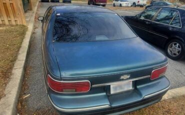 Chevrolet-caprice-classic-1993-blue