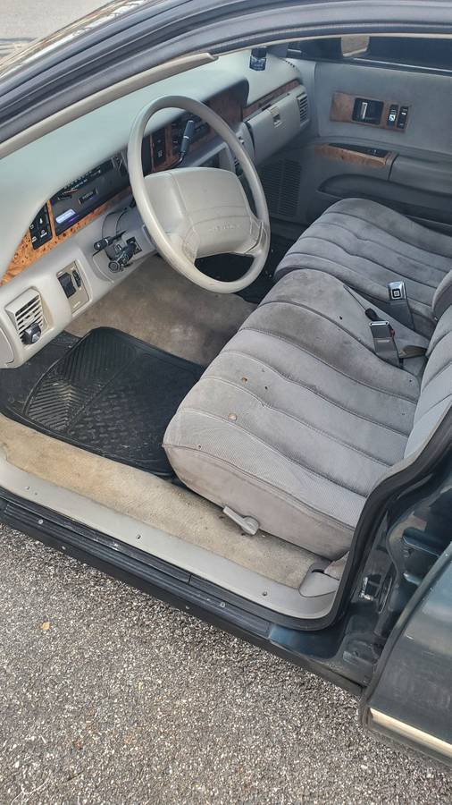 Chevrolet-caprice-classic-1993-blue-7