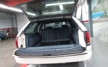 Chevrolet-caprice-classic-wagon-1993-white-16