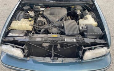 Chevrolet-caprice-ls-sedan-4d-1995-blue-7