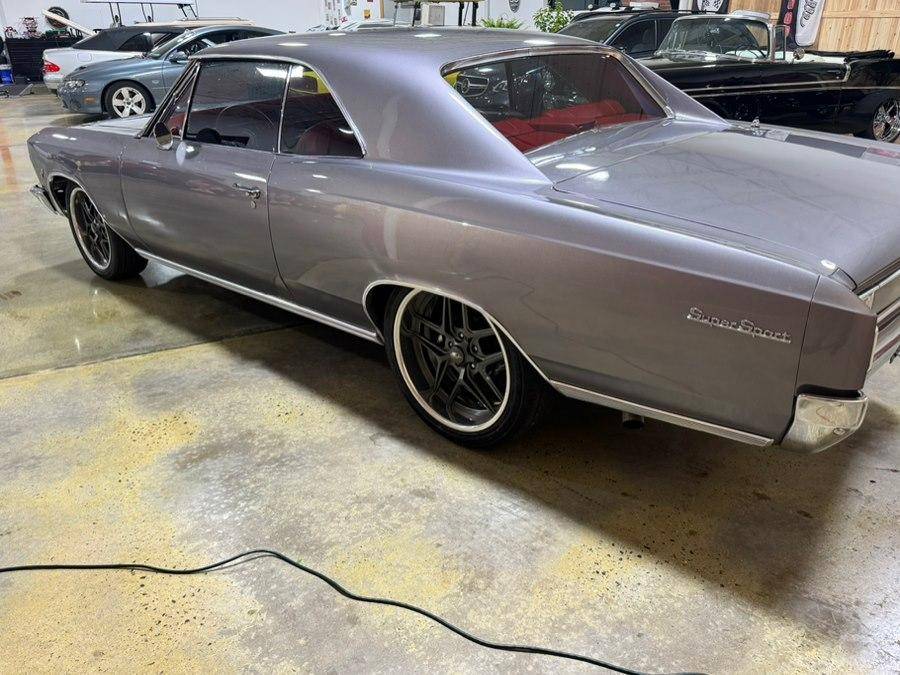 Chevrolet-chevelle-1966-grey-39