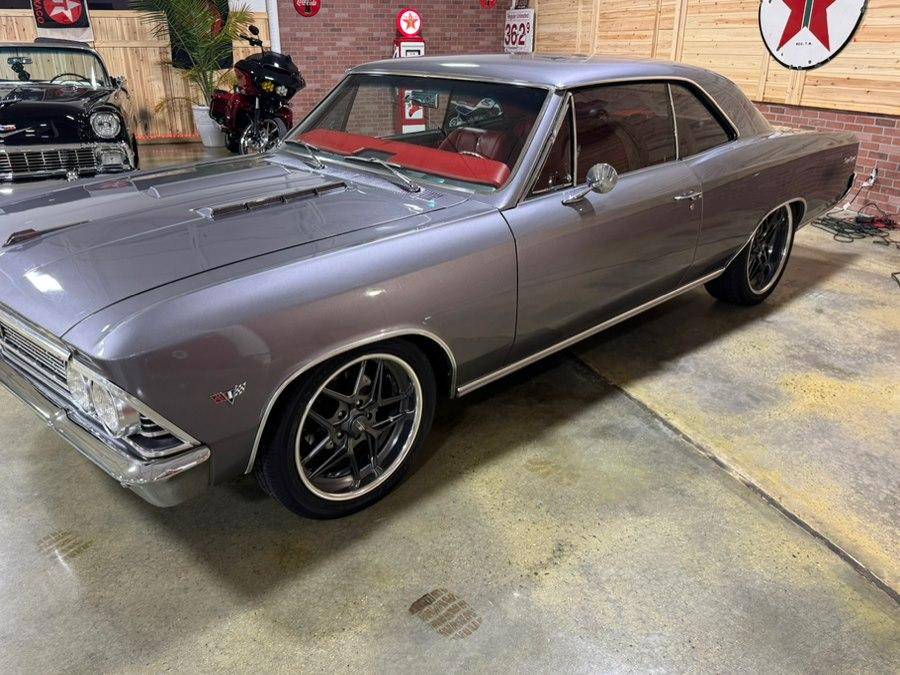 Chevrolet-chevelle-1966-grey-47