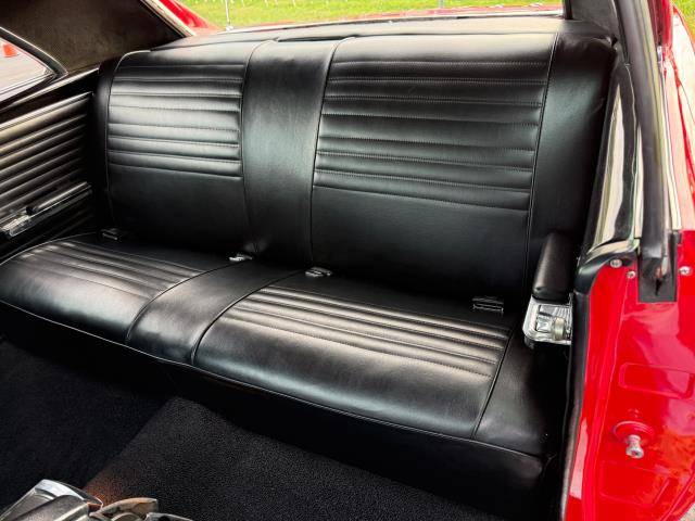 Chevrolet-chevelle-1967-red-112