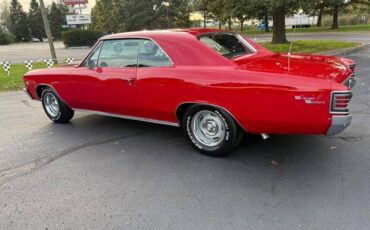 Chevrolet-chevelle-1967-red-123