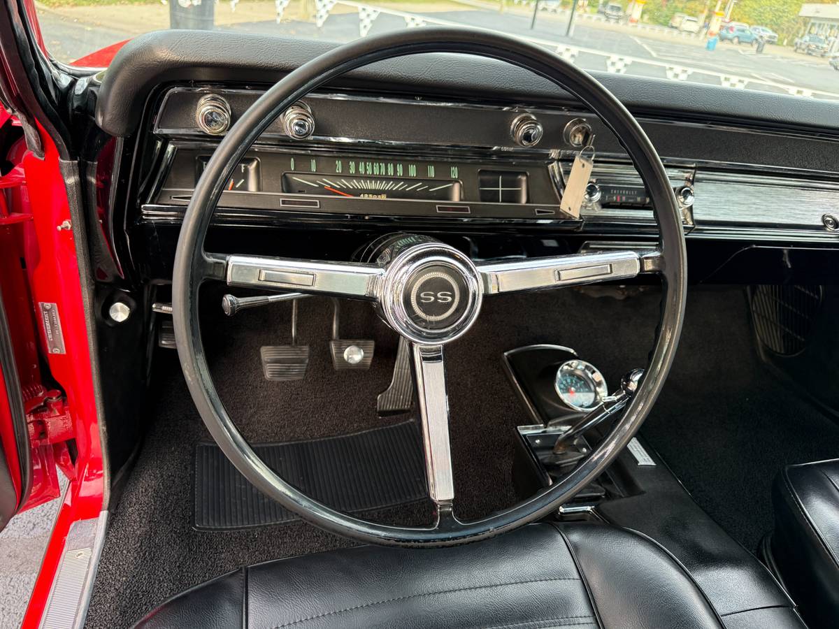 Chevrolet-chevelle-1967-red-155