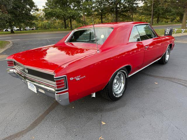Chevrolet-chevelle-1967-red-163