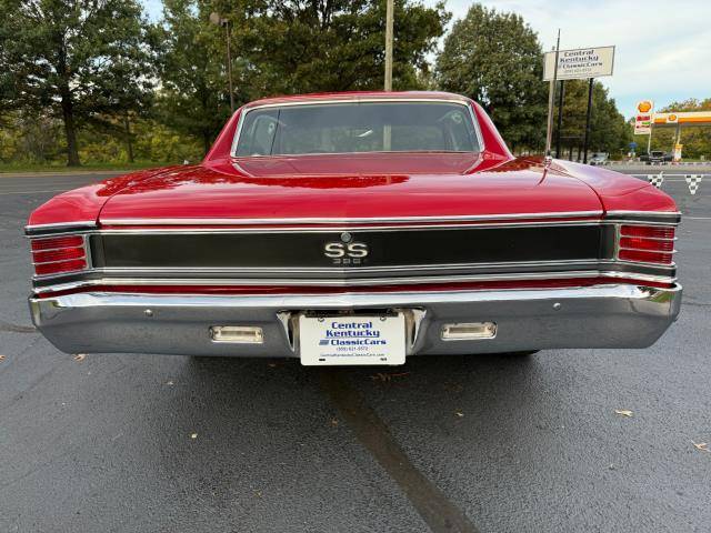 Chevrolet-chevelle-1967-red-168