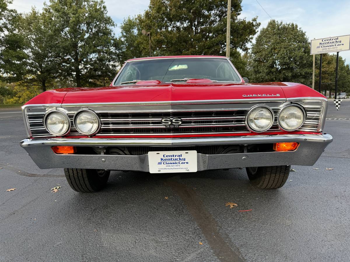 Chevrolet-chevelle-1967-red-36