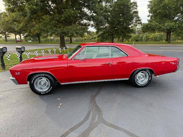 Chevrolet-chevelle-1967-red-92