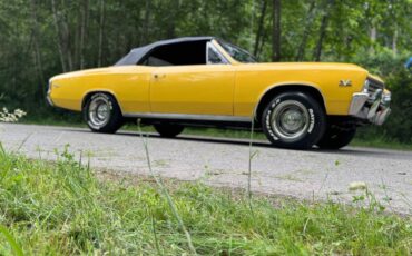 Chevrolet-chevelle-1967-yellow