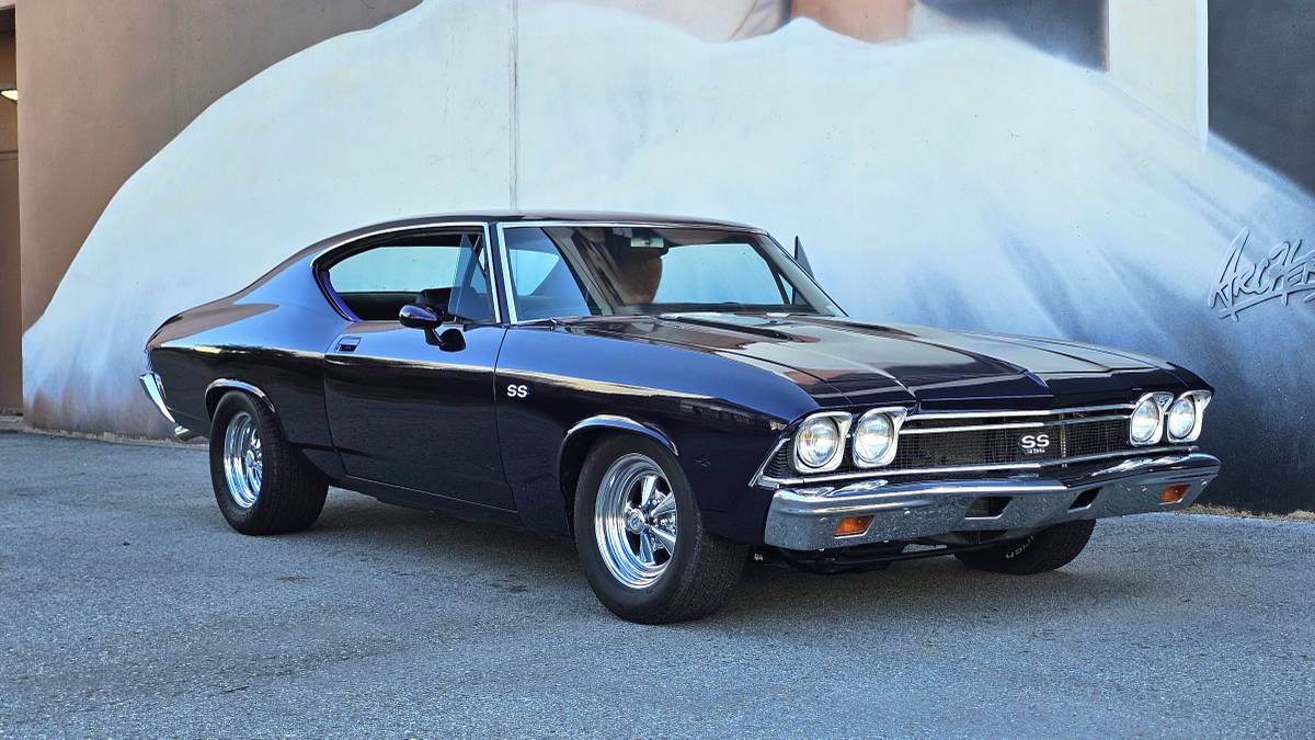 Chevrolet-chevelle-1968-custom-9