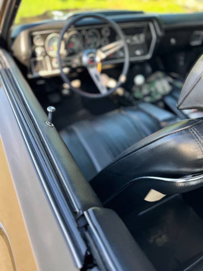 Chevrolet-chevelle-1970-custom-23