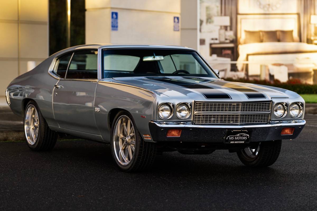 Chevrolet-chevelle-1970-silver-11