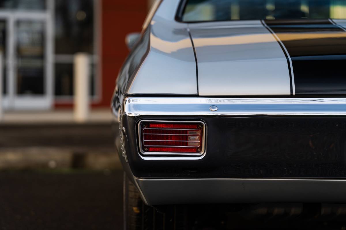 Chevrolet-chevelle-1970-silver-15