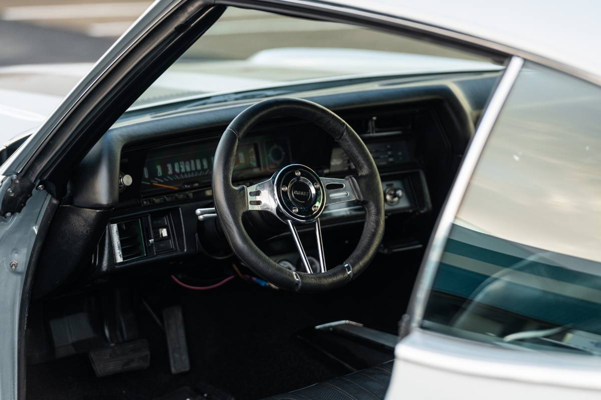 Chevrolet-chevelle-1970-silver-2