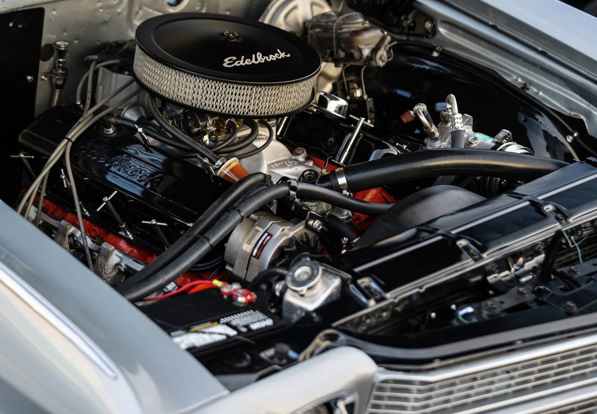 Chevrolet-chevelle-1970-silver-40