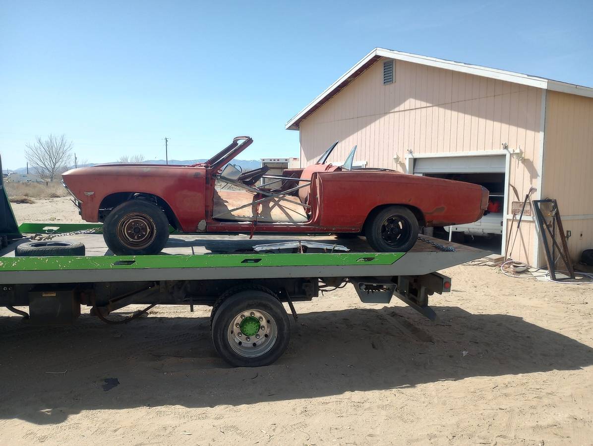 Chevrolet-chevelle-convertible-1966-14