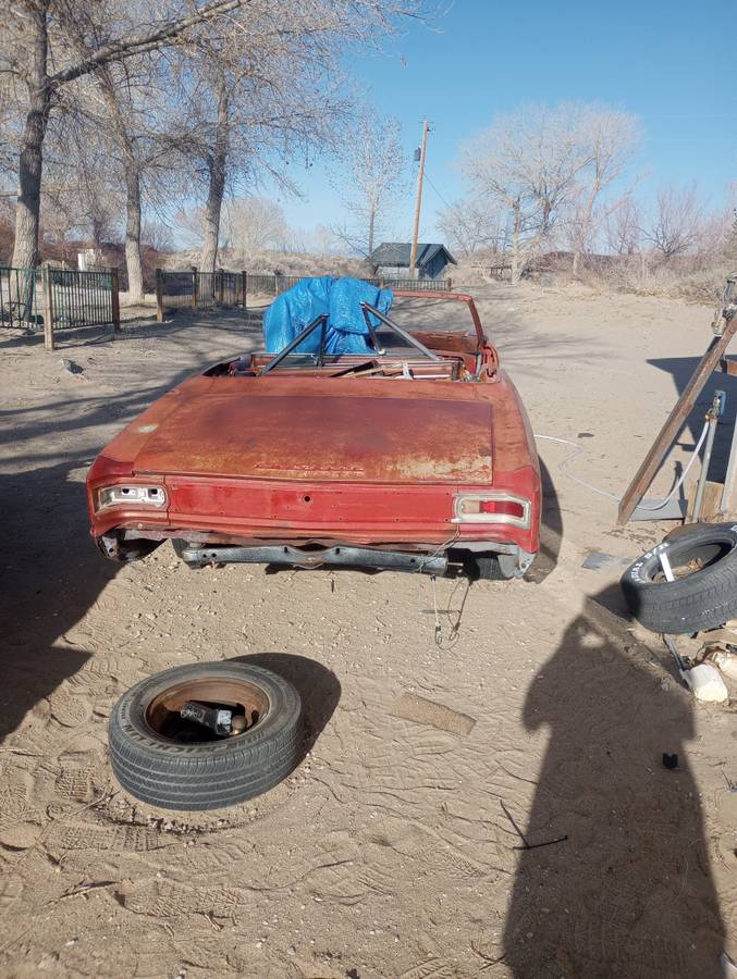 Chevrolet-chevelle-convertible-1966-19