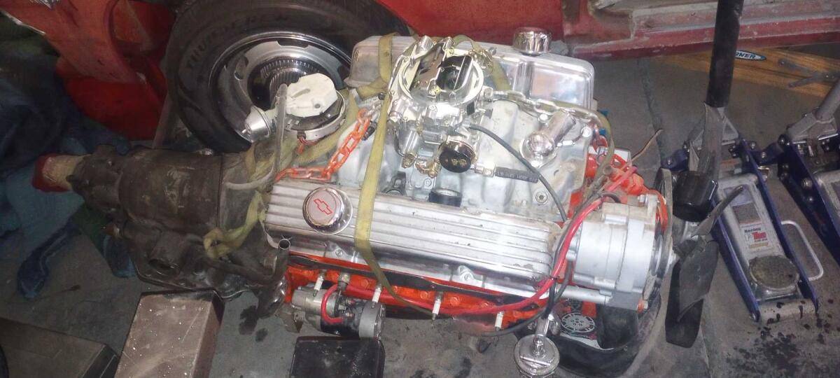 Chevrolet-chevelle-convertible-1966-2