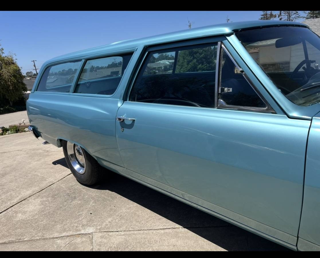 Chevrolet-chevelle-malibu-1965-1