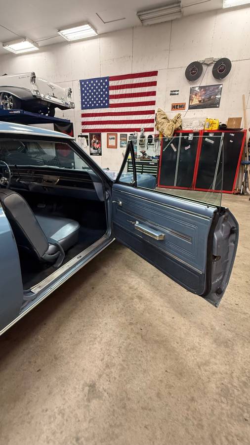 Chevrolet-chevelle-malibu-1966-28