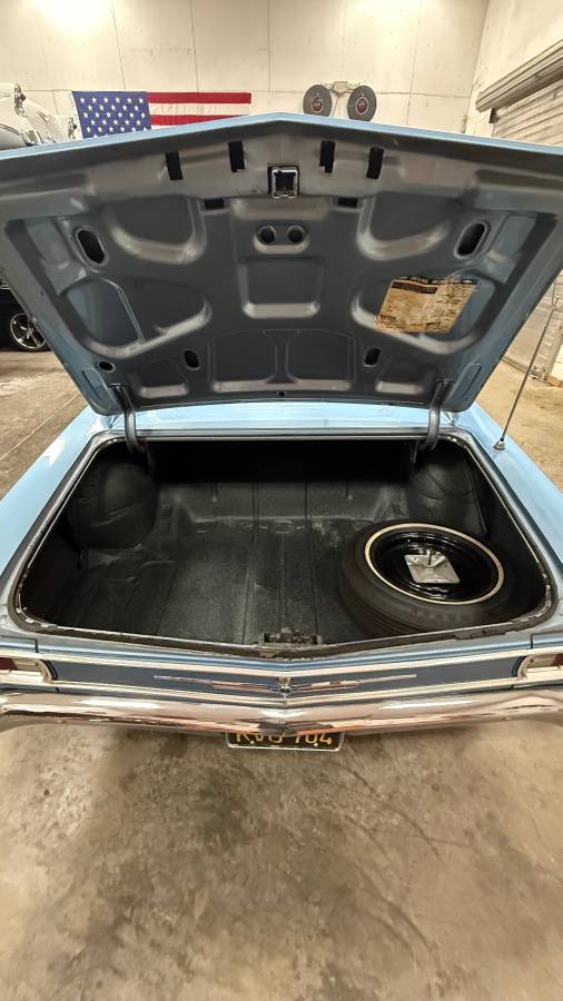 Chevrolet-chevelle-malibu-1966-41