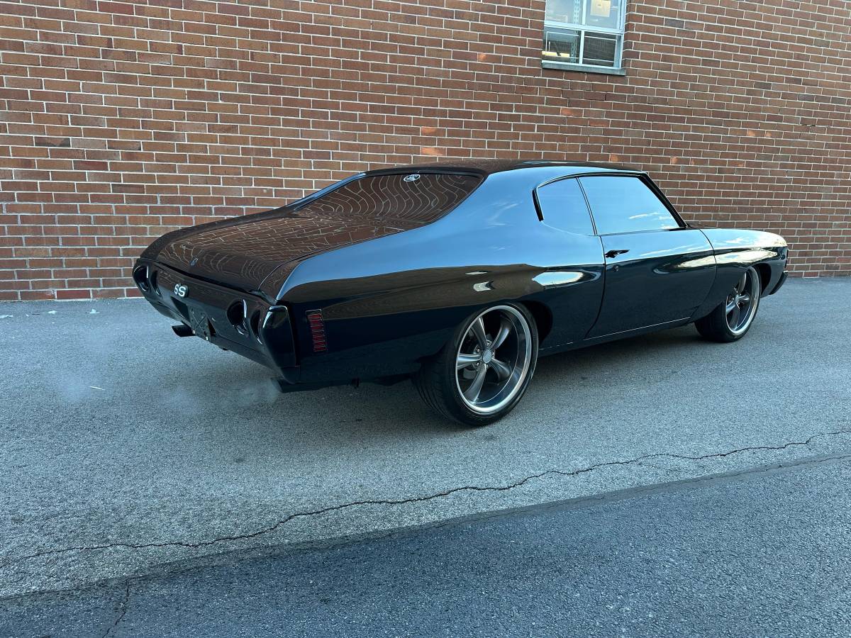 Chevrolet-chevelle-ss-1971-black-2