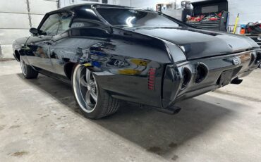 Chevrolet-chevelle-ss-1971-black-5