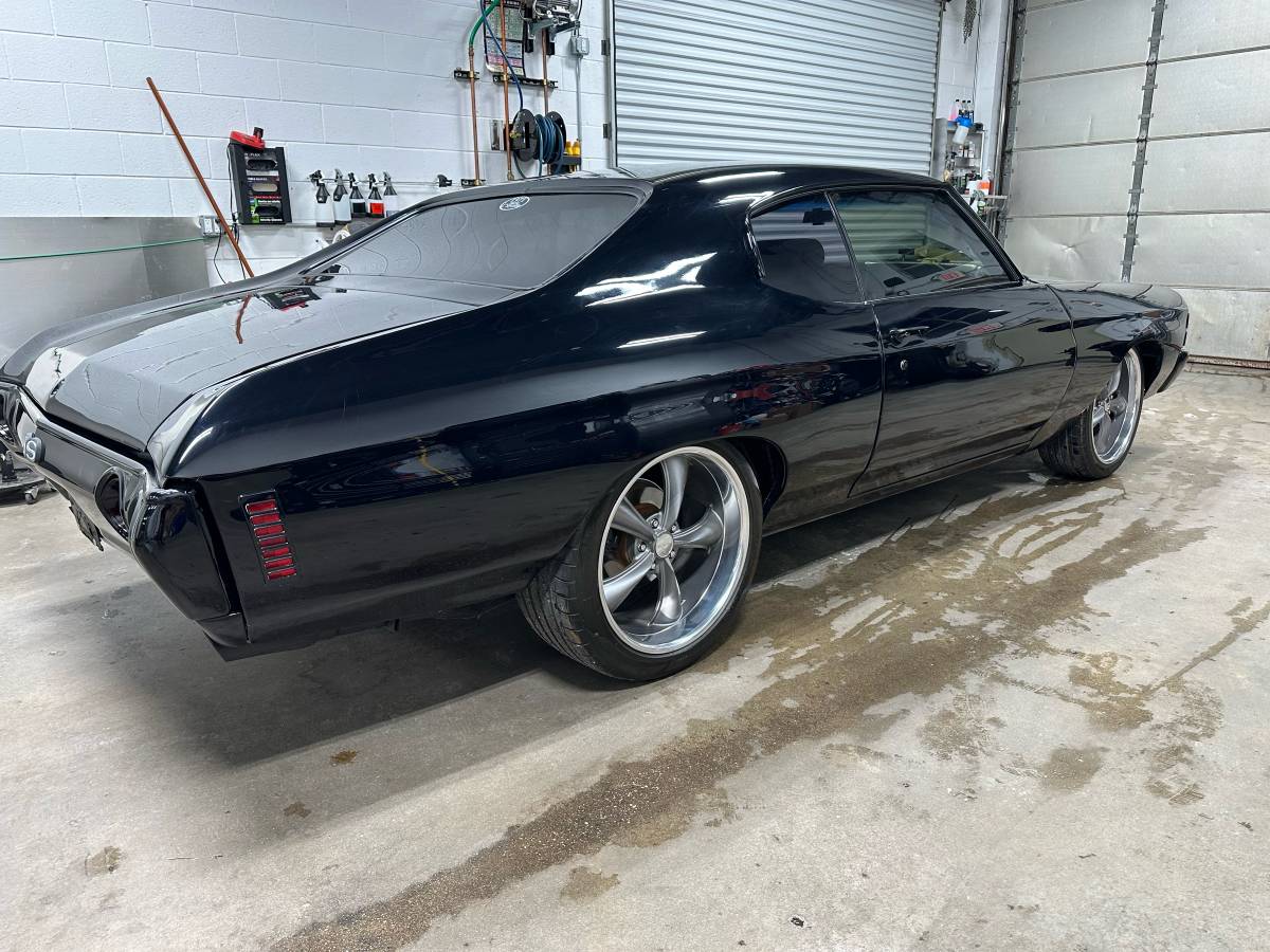 Chevrolet-chevelle-ss-1971-black-6