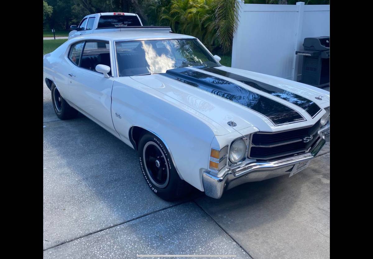 Chevrolet-chevelle-ss-1971-white-5