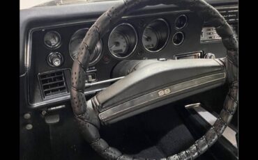 Chevrolet-chevelle-ss-1971-white-8