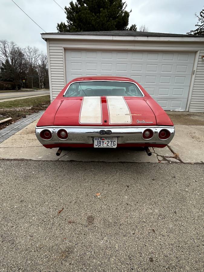 Chevrolet-chevelle-ss-1972-red-10