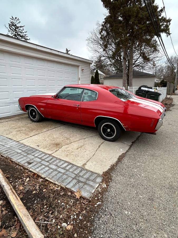 Chevrolet-chevelle-ss-1972-red-9