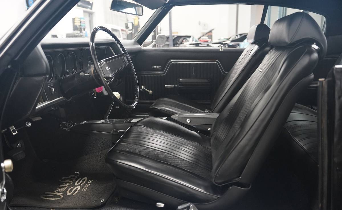 Chevrolet-chevelle-ss-396-tribute-1970-black-6