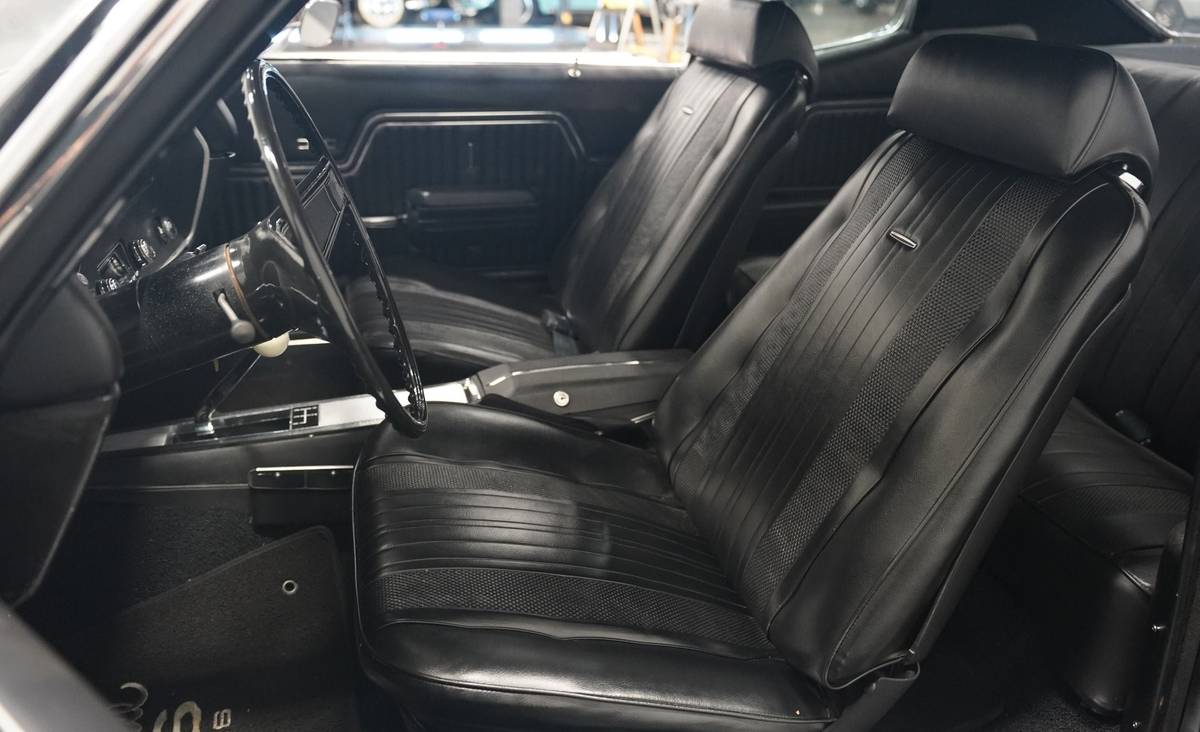 Chevrolet-chevelle-ss-396-tribute-1970-black-8