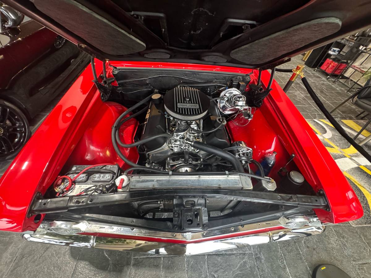 Chevrolet-chevelle-ss-tribute-1966-red-18