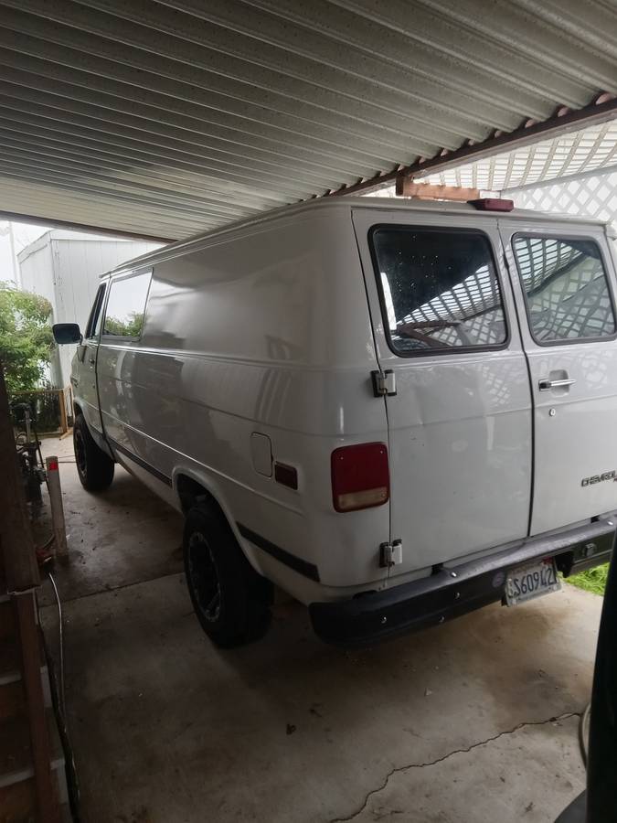 Chevrolet-chevy-van-g30-1995-5