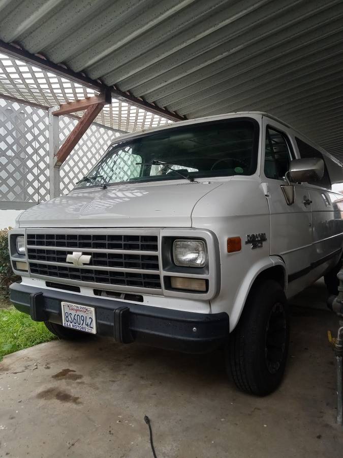 Chevrolet-chevy-van-g30-1995